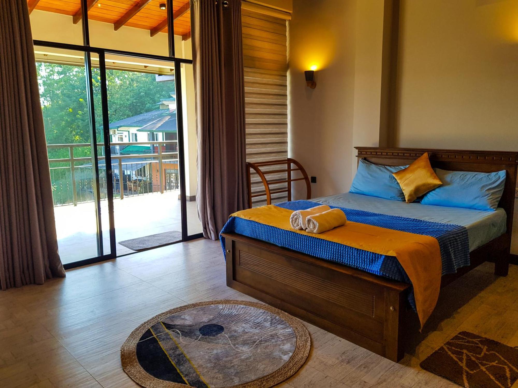 Lush Breeze Hotel Kandy Exterior photo